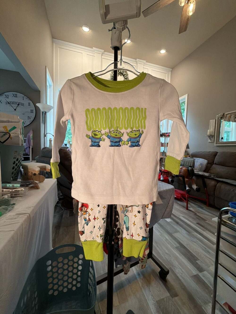 Old Navy Pixar Toy Story Long Sleeve T-Shirt Size 12-18M White Green